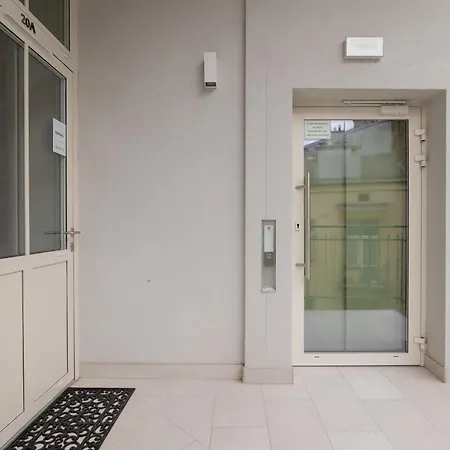 Cosy With Air Conditioning By Renters * Cracovia