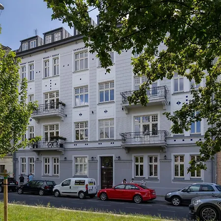 Cosy With Air Conditioning By Renters Apartamento