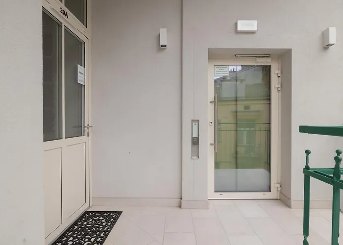 Cosy With Air Conditioning By Renters * Krakow